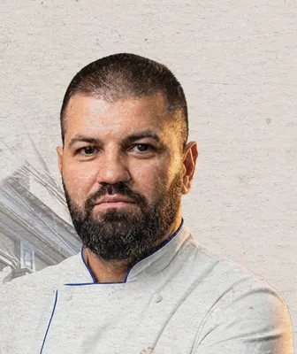 Ion Potîrniche, în bucătăria restaurantului